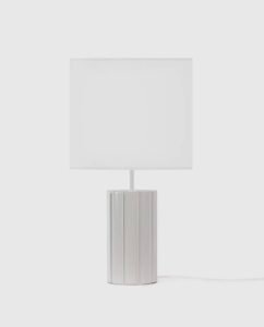 Lampe artisanale en bois et lin « Cuiaba », luminaire écoresponsable.