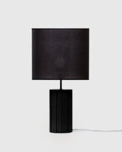 Lampe artisanale en bois et lin « Cuiaba », luminaire écoresponsable.