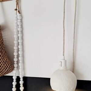 Baladeuse Lune en papier mâché recyclé et lin naturel, faite main en France.