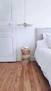 Suspension artisanale Nuage Blanc fait main, en lin naturel, pour une décoration élégante et éco-responsable.