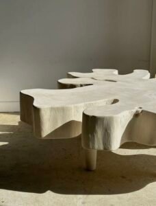 Table basse en manguier blanchi – Pièce Unique – Image 6