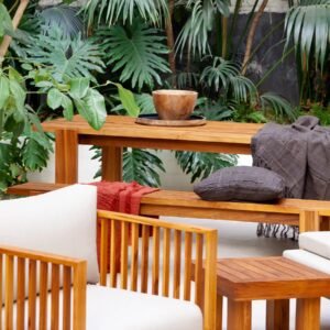 Table basse extérieure en bois de teck recyclé, design artisanal, finition naturelle